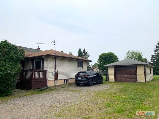 462 Winnipeg Ave