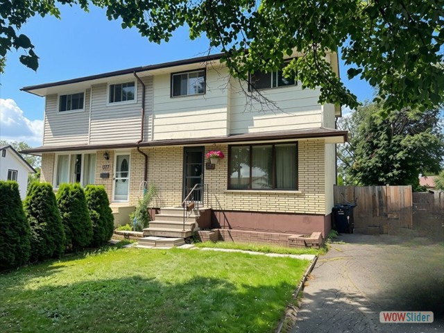 579 Simon Fraser Drive