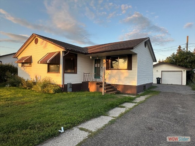 412 James Street South