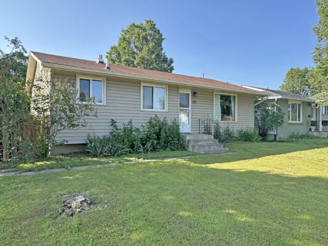 110 Junot Avenue Thunder Bay ON