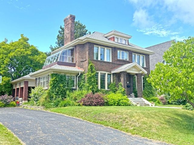 124 Summit Avenue Thunder Bay ON