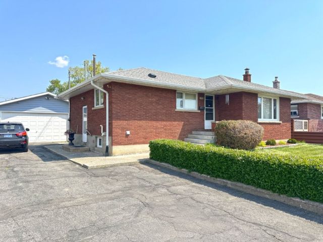 139 Gordon Street Thunder Bay ON