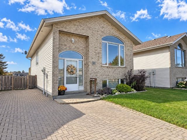 167 Lynx Crescent