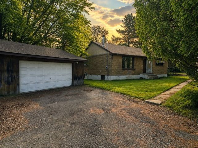 182 Hilldale Road Thunder Bay ON