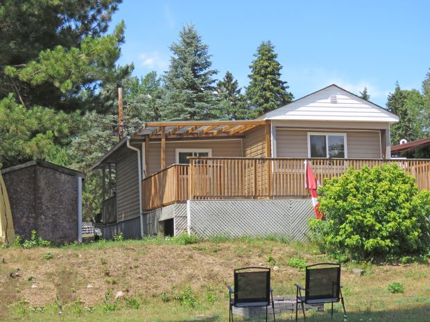 3 Sarawak Drive, Shuniah ON