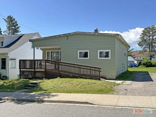 10 Riverview Street