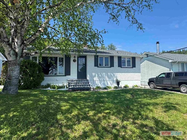 53 Warbler Drive - summer