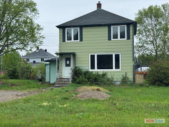 25 Ross Ave