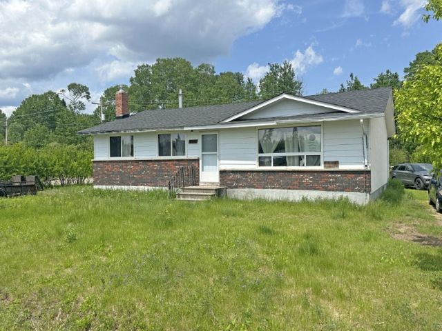 124 Highland Crescent Nakina