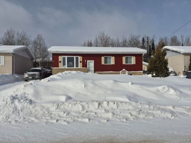 13 Moose Drive Manitouwadge ON