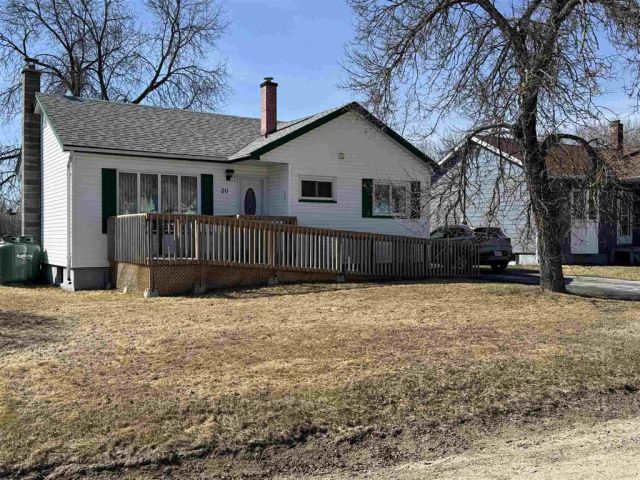 20 Falcon Drive Manitouwadge ON