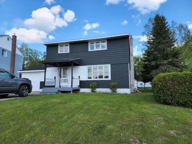 32 Mona Drive Manitouwadge ON