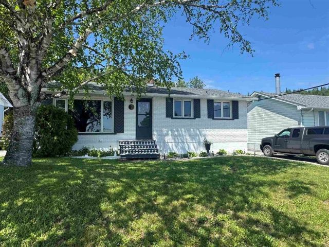 53 Warbler Drive Manitouwadge ON