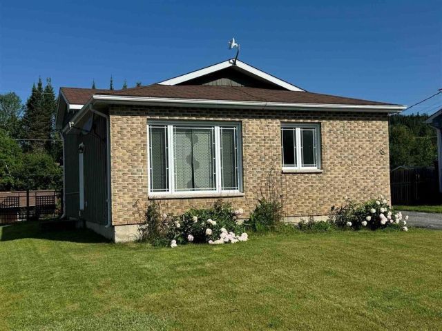 8 Matachewan Road Manitouwadge ON