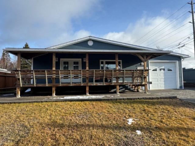 30 Aspendale drive west Marathon ON