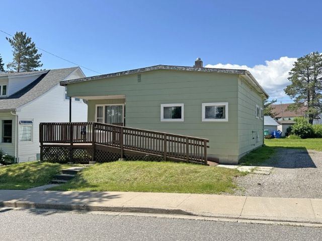 10 Riverview Street Nipigon ON