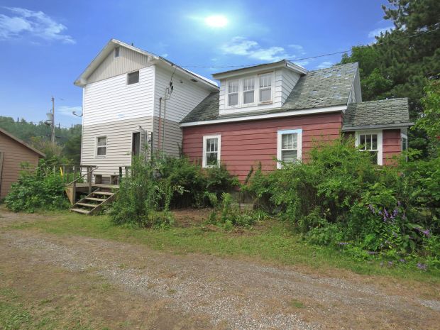 104 Harkness Street Nipigon ON